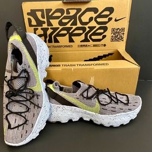 ❌SOLD❌Nike Space Hippie 04